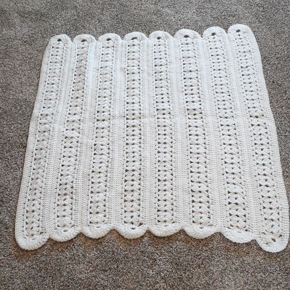Hand crocheted Baby boy or girl baptismal blanket - Picture 3 of 7